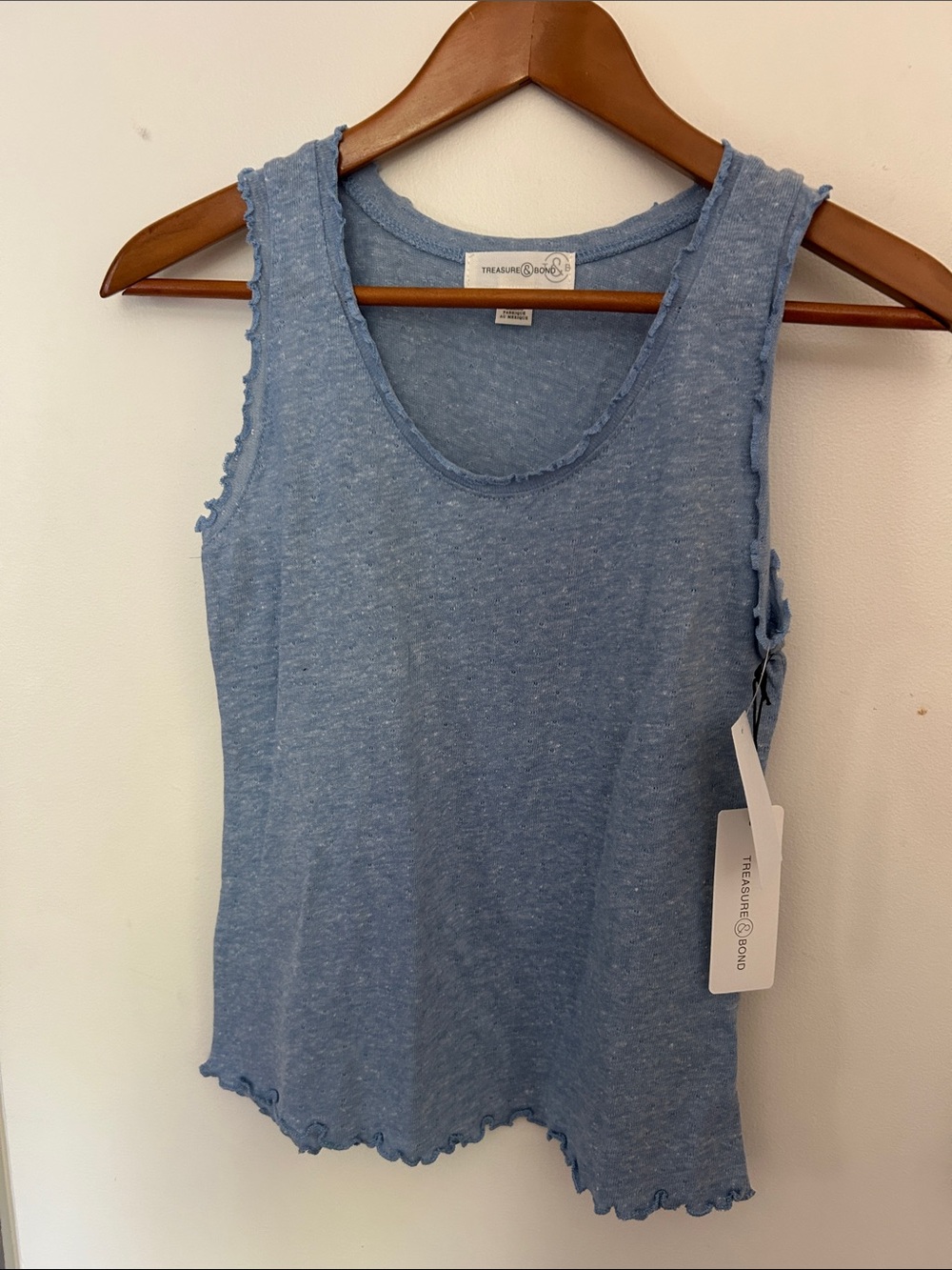 Treasure & Bond Heathered Light Blue Scallop-Edge Tank